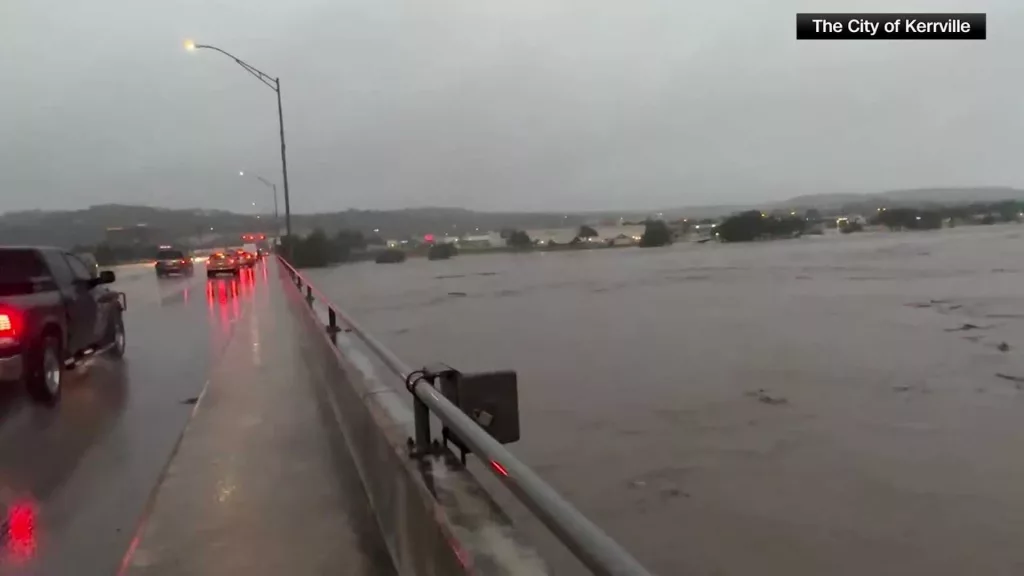 Water rescues, evacuations underway amid flooding in Texas