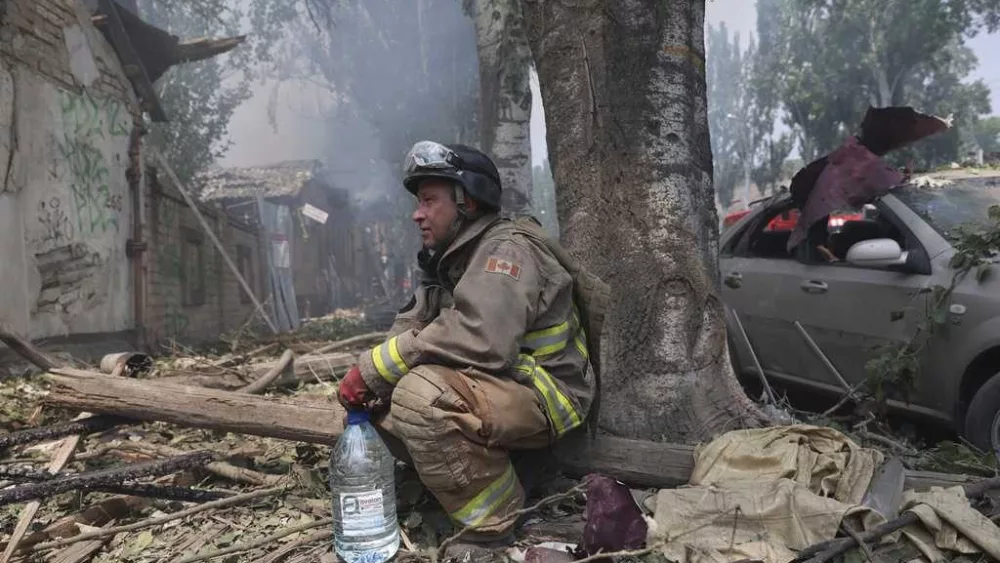 Ukraine reports at least 11 dead and over 80 injured in Russian attacks