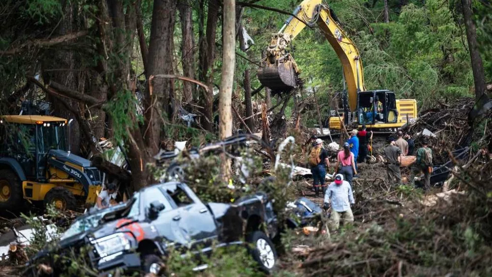 Deadly Texas flash floods prompt scrutiny of emergency alerts and federal response