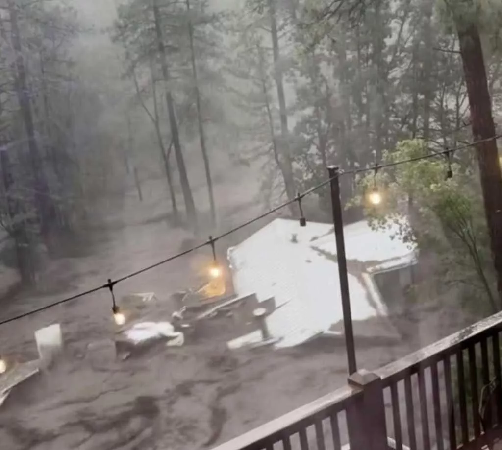 3 killed after flash floods strike New Mexico mountain village