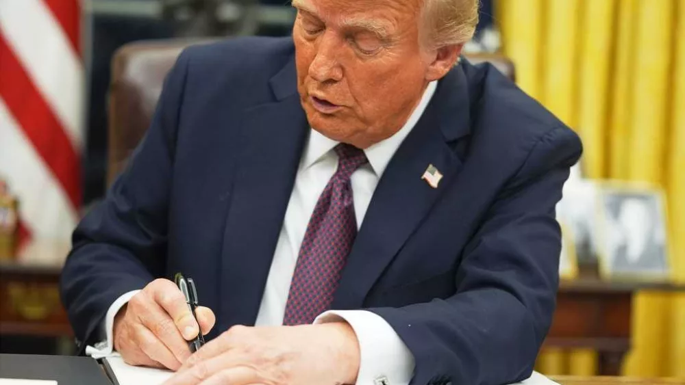 Judge to hear arguments on class action against Trump’s birthright citizenship order