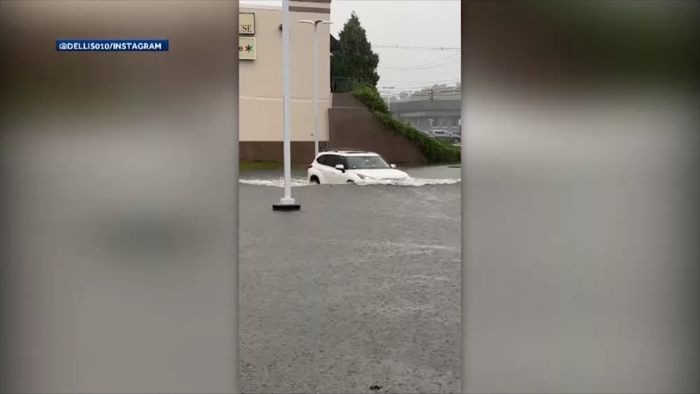 VIDEOS: Dangerous flash flooding strands motorists, leaves Massachusetts highways underwater