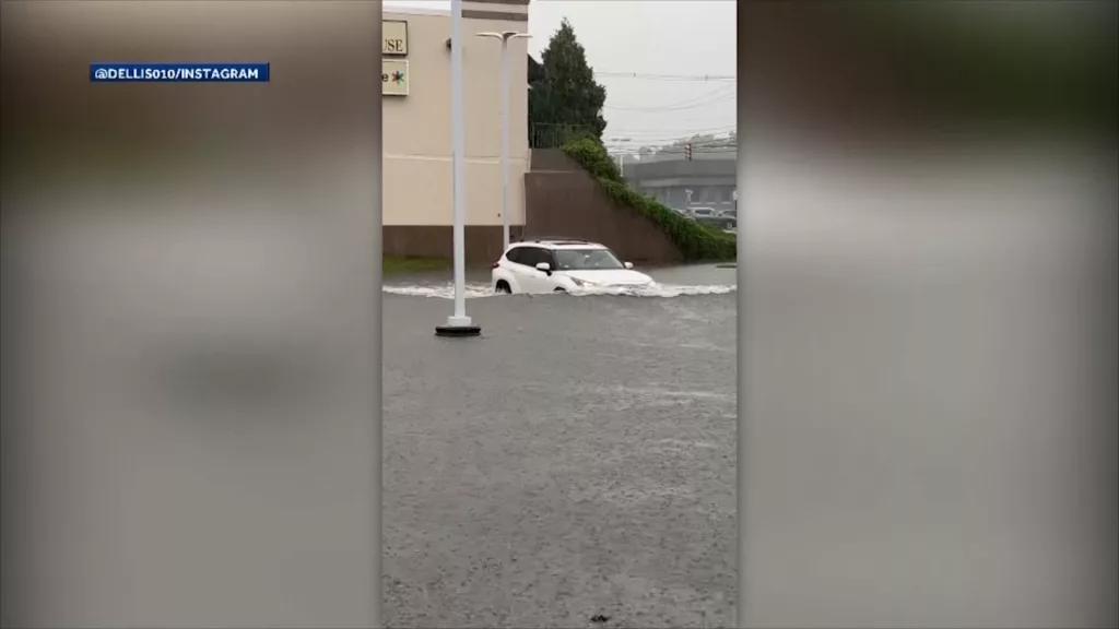 VIDEOS: Dangerous flash flooding strands motorists, leaves Massachusetts highways underwater