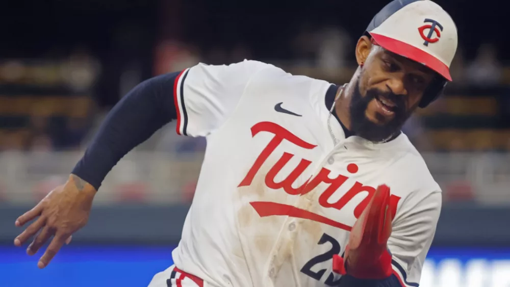 Twins keep sore Buxton out of starting lineup with bruised hand, but expect All-Star to be fine