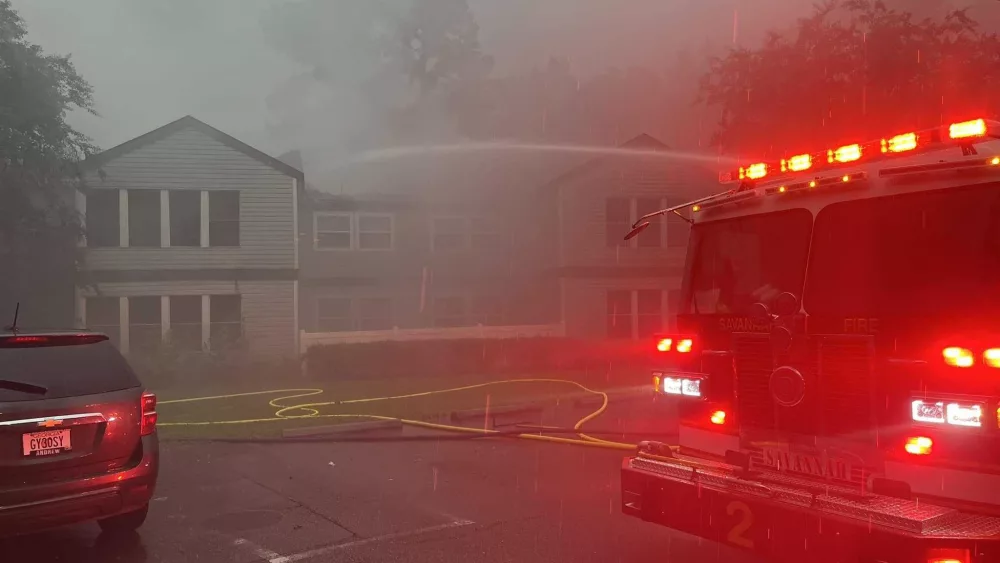 Crews respond to structure fire at Savannah apartment complex