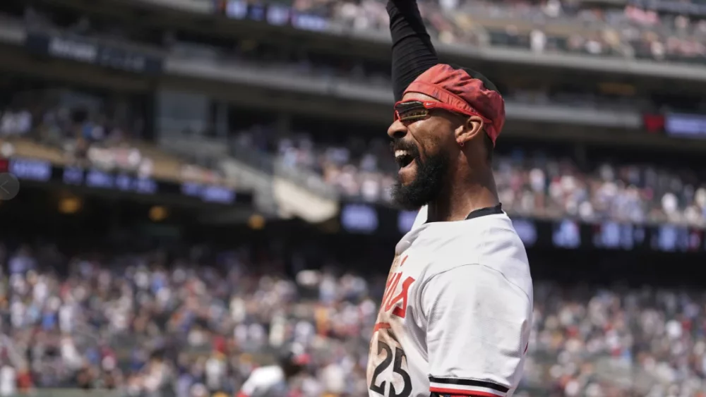 Baxley native Byron Buxton hits for cycle, makes history at Target Field