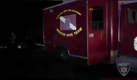 Dive teams search for adult, 2 young girls who disappeared swimming at Georgia park