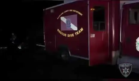 Dive teams search for adult, 2 young girls who disappeared swimming at Georgia park