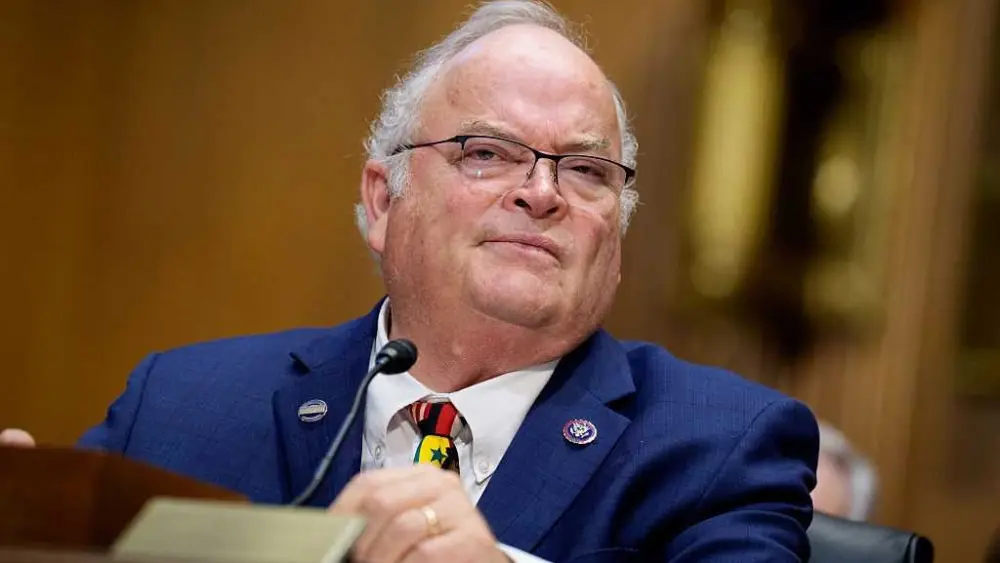 Billy Long sworn in as IRS commissioner, taking over an agency he once sought to close