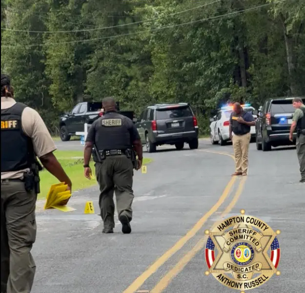 Hampton County vehicle gunfight; deputies say two cars exchanged gunfire with a child inside one