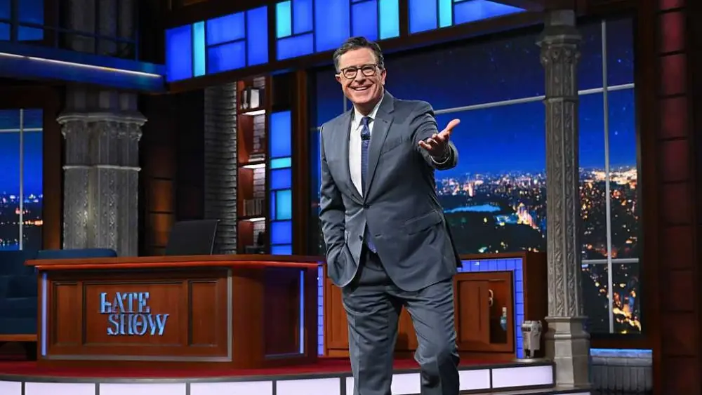 Stephen Colbert gets solidarity from fellow late-night hosts after cancellation news