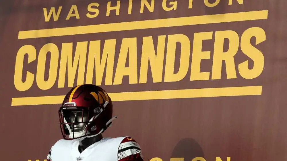Trump threatens to hold up Washington's stadium deal over the Commanders' name