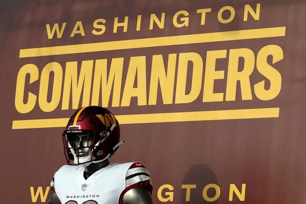 Trump threatens to hold up Washington's stadium deal over the Commanders' name
