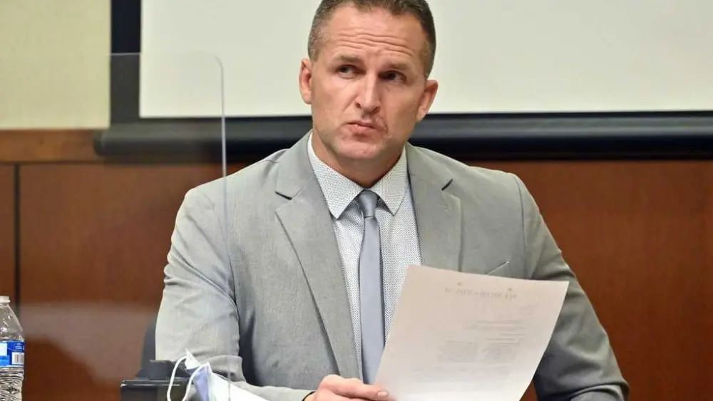 Federal judge gives ex-officer nearly 3 years in Breonna Taylor raid