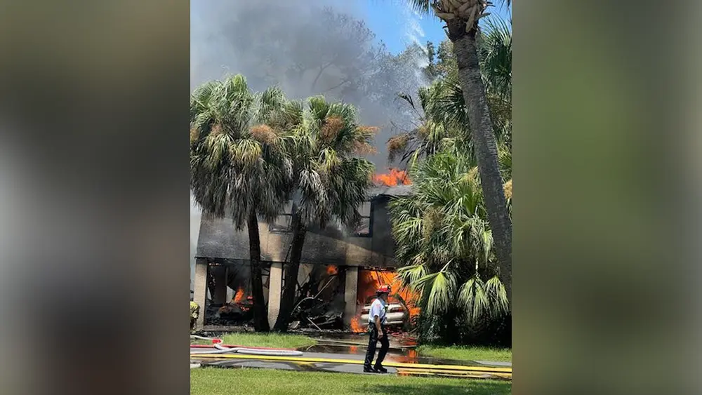 Crews respond to house fire on Tybee Island; officials ask visitors to avoid the area