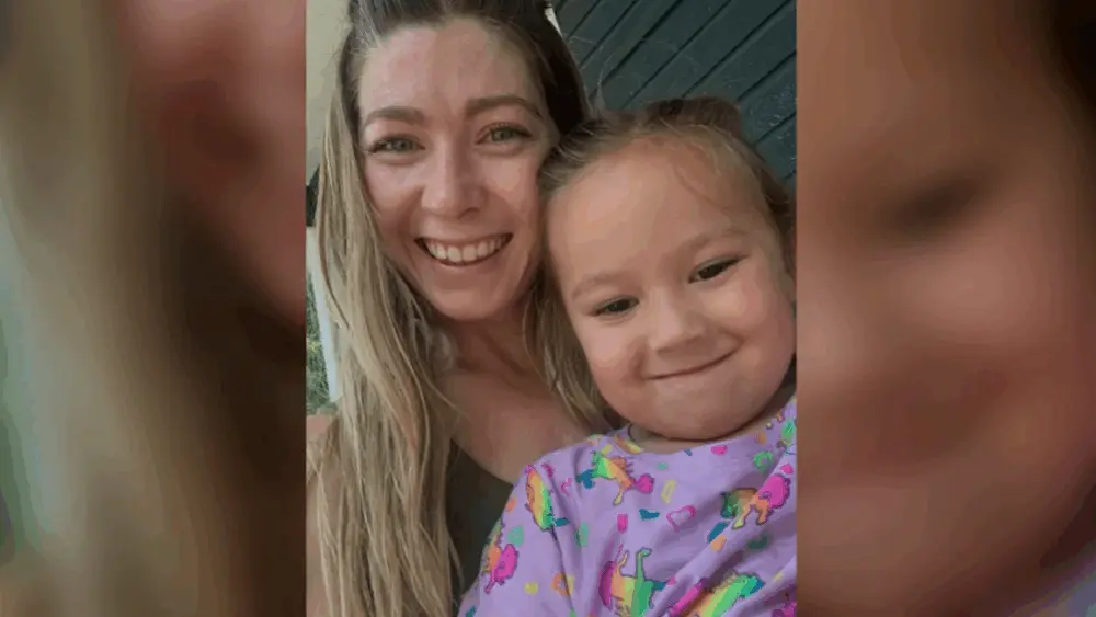 6-year-old calls 911 after mother attacked by dogs