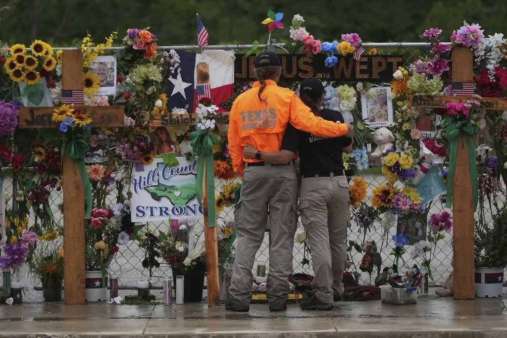 Texas lawmakers begin review of catastrophic floods that killed 135