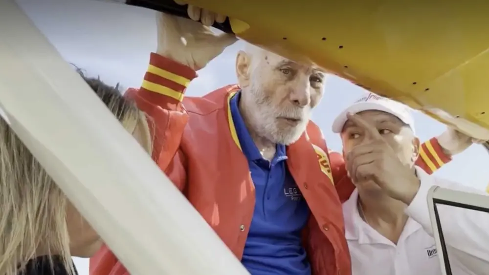 'Take advantage of every opportunity' | Four veterans fulfill dream to fly again
