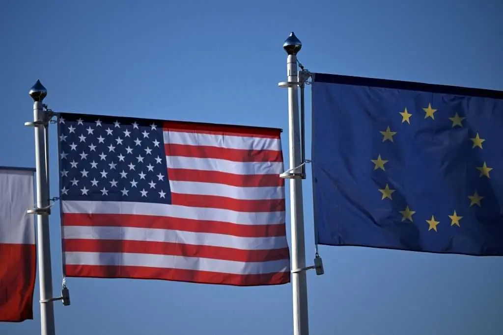 Trump and EU to discuss trade ahead of tariff deadline