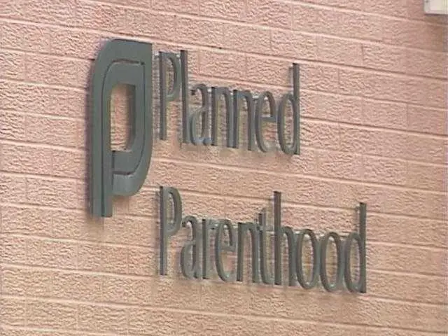 Judge blocks Trump administration's efforts to defund Planned Parenthood