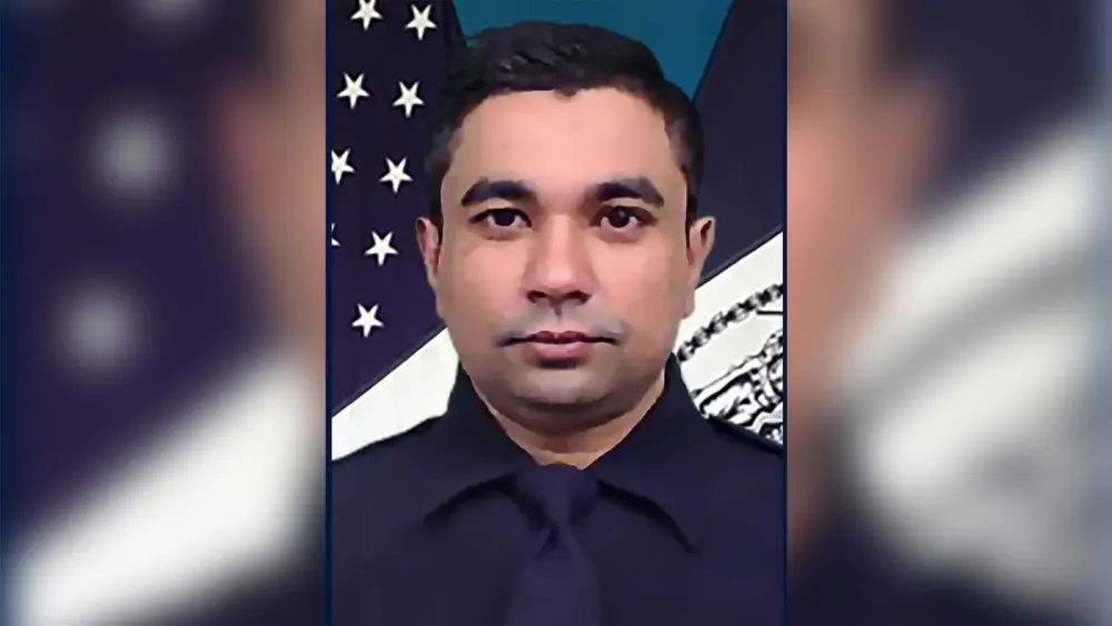 What we know about the NYPD officer killed in Midtown Manhattan office tower shooting