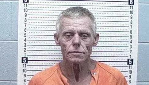 Inmate walks away from car wash detail in Tattnall County