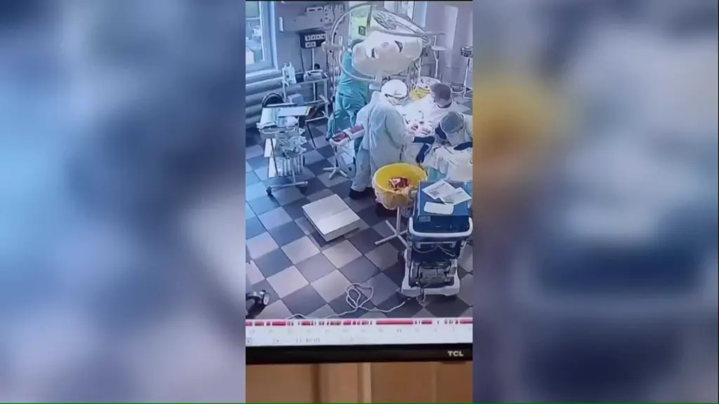 VIDEO: Doctors perform surgery as 8.8-magnitude earthquake hits Russia