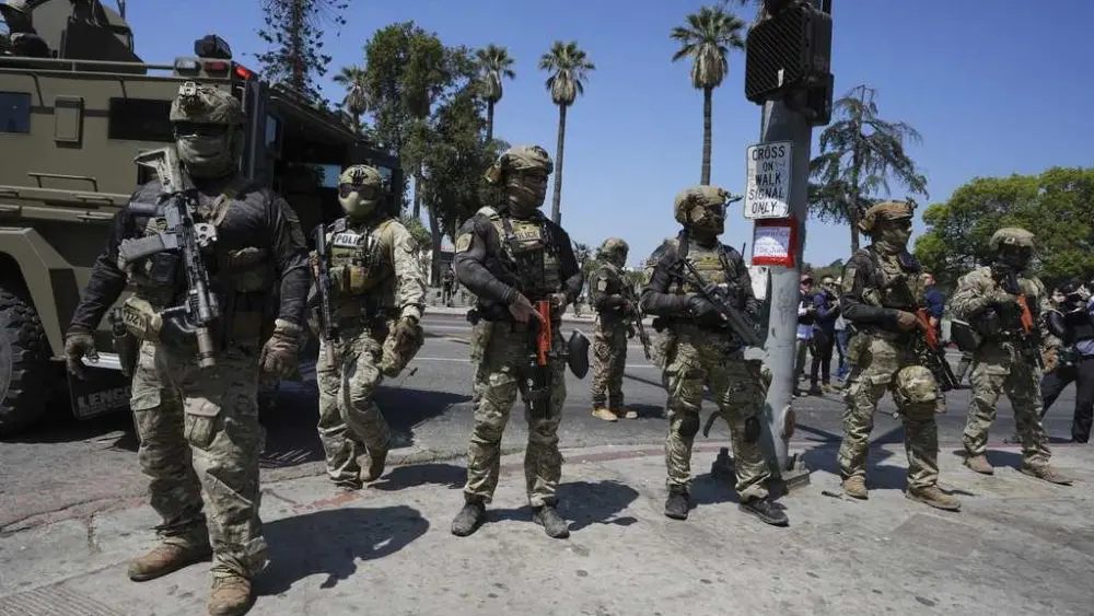 ICE entices new recruits by promising a $50,000 signing bonus