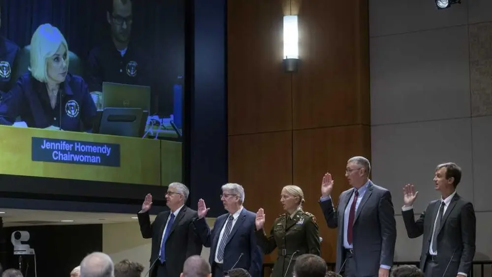 LIVE: Investigators wrap up hearings into fatal midair crash between Army chopper and airplane