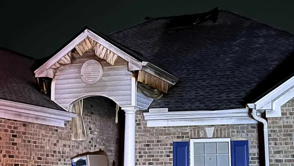 Savannah Fire battles house fire in Port Wentworth; that leaves 2 people and pet displaced