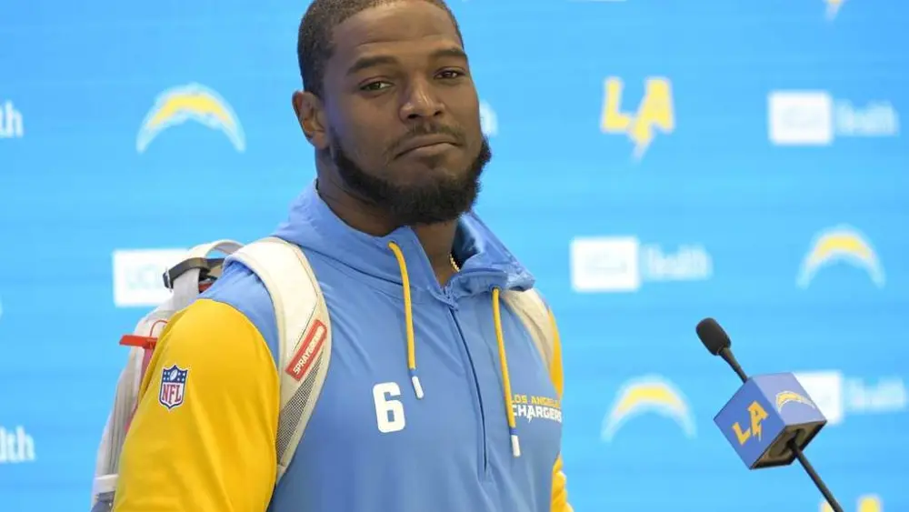 Chargers LB Denzel Perryman arrested on weapons charges and remains in jail