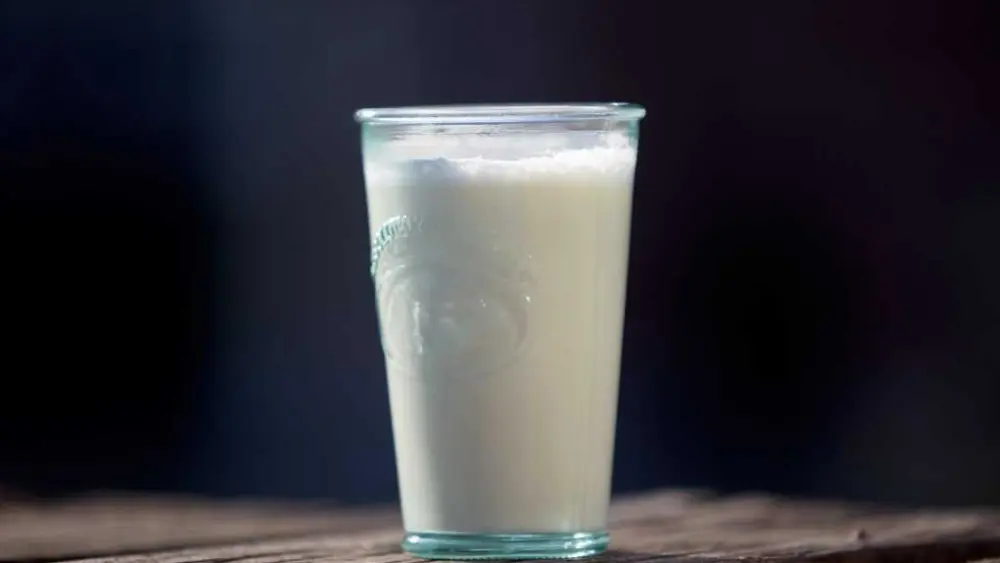 Nearly two dozen people in Florida are ill after drinking raw milk from the same farm