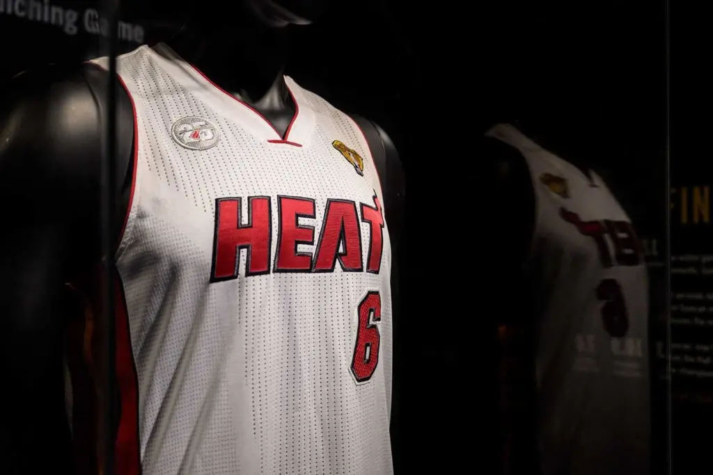 Former Miami Heat security officer charged with selling $2M in stolen team memorabilia