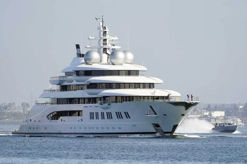 US is auctioning a seized $325M Russian yacht with 8 state rooms, a helipad, a gym and a spa