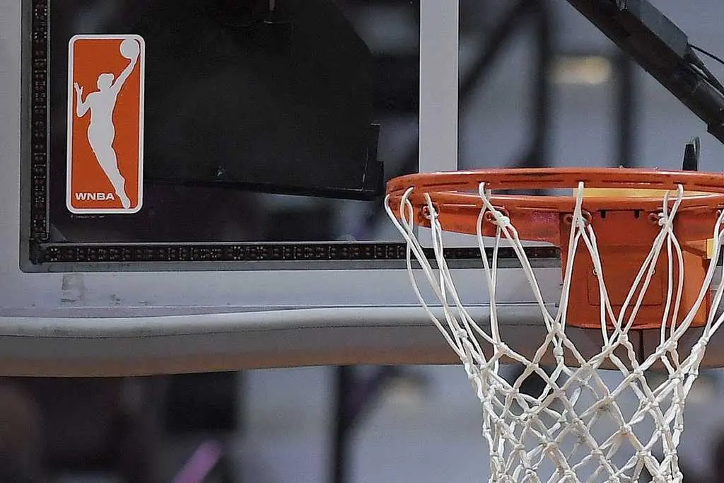 Man arrested for throwing sex toy into crowd at WNBA game in Phoenix, police say
