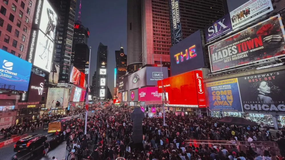 A shooting in New York City's Times Square wounds 3 people, police say
