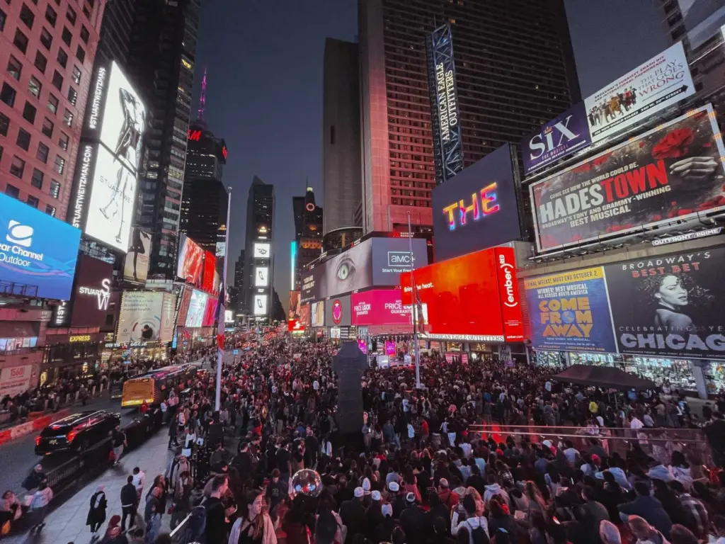 A shooting in New York City's Times Square wounds 3 people, police say