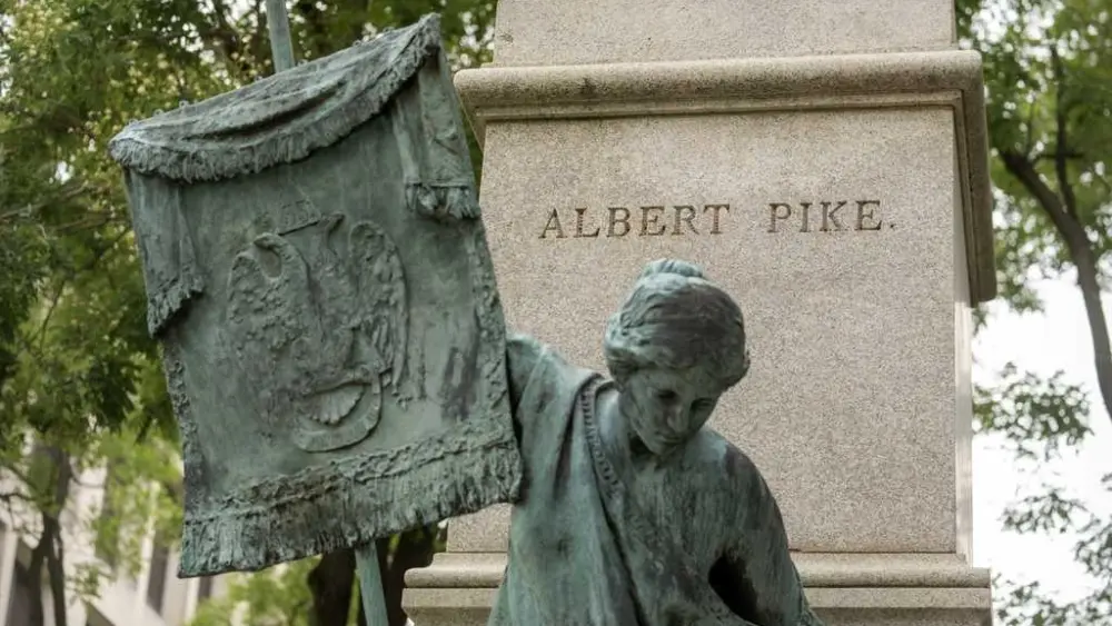 Confederate statues in DC area to be restored and replaced in line with Trump's executive order