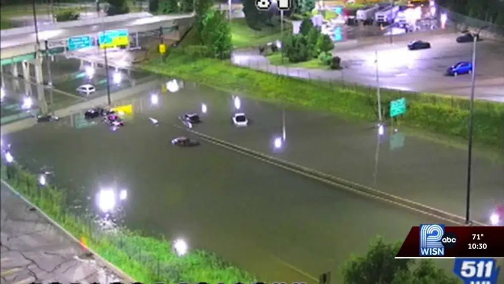 Flash flooding traps drivers on Milwaukee freeway near Brewers stadium