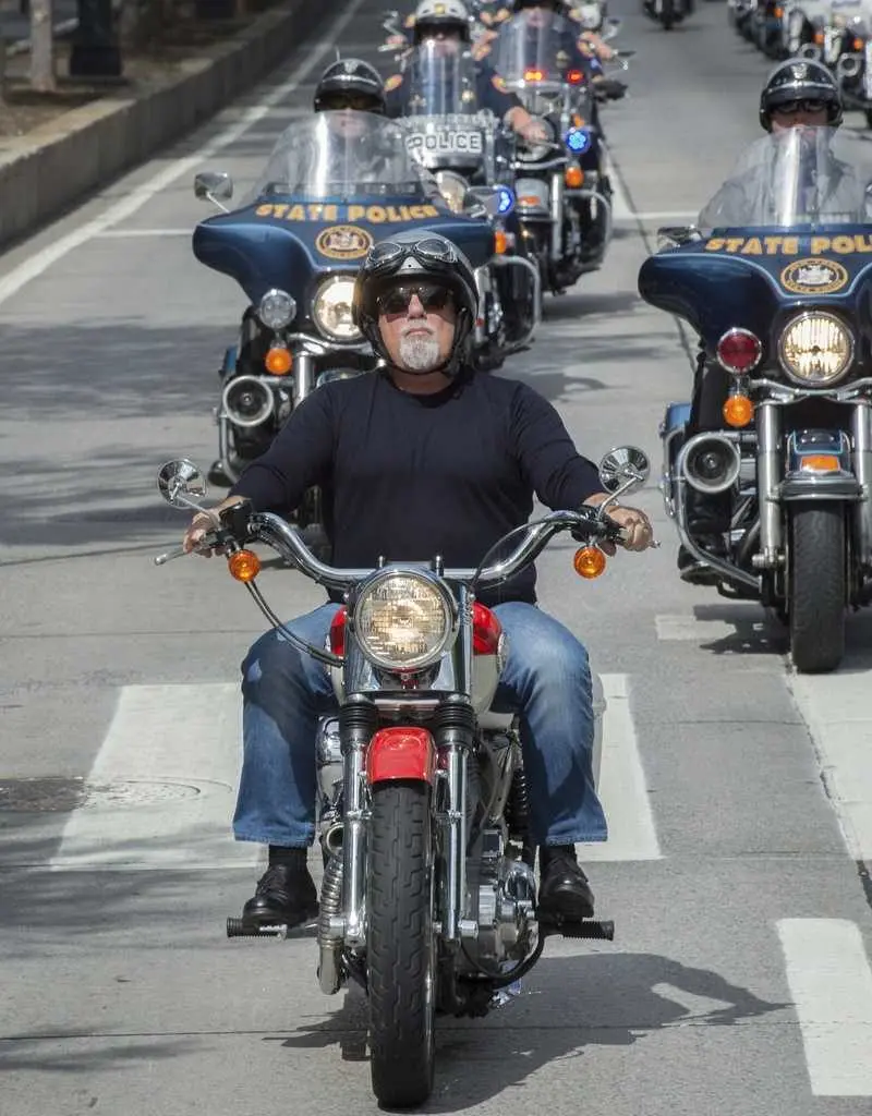 Billy Joel closing beloved New York motorcycle shop after brain disorder diagnosis