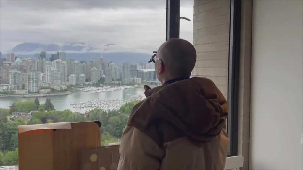 VIDEO: Man sees again after undergoing 'tooth-in-eye surgery' in Canada