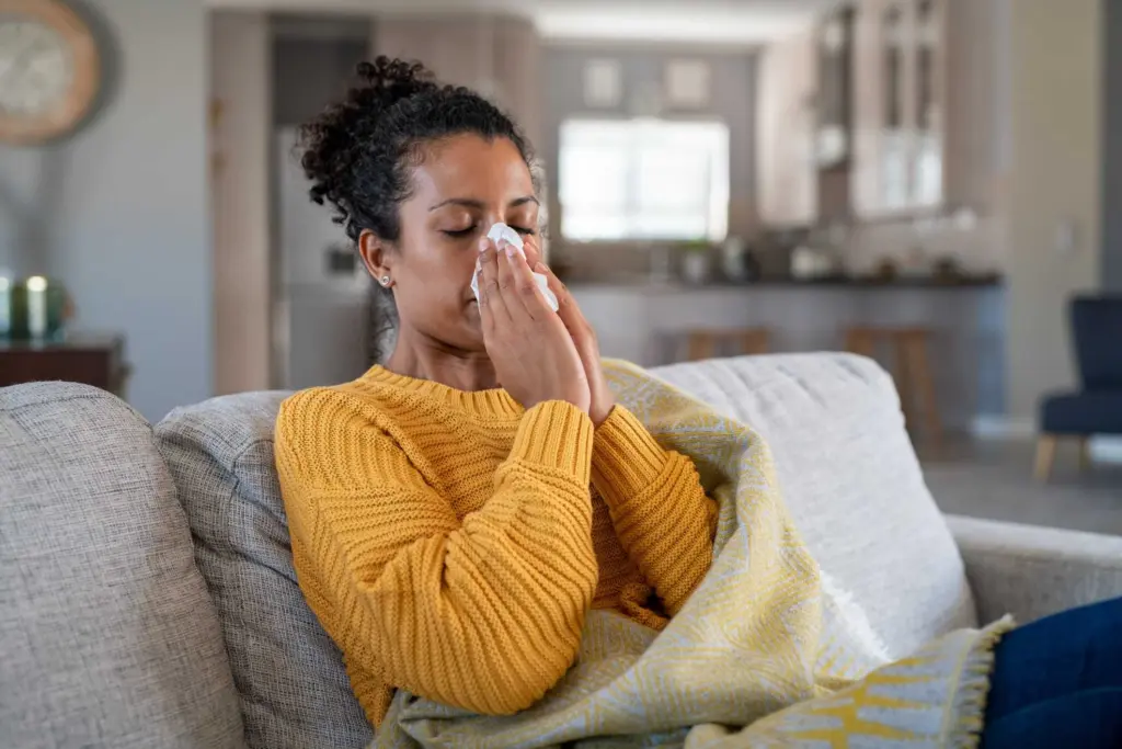 Got the sniffles? Here's what to know about summer colds and the COVID-19 variant called stratus