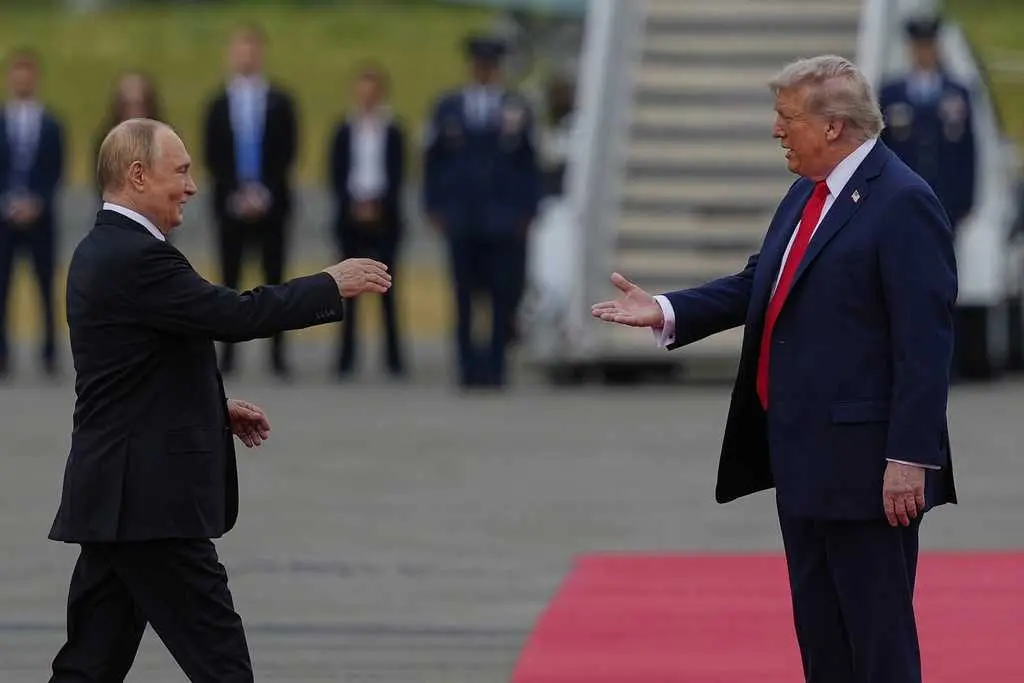 President Trump rolled out the red carpet for Russia's Putin and added a limo ride