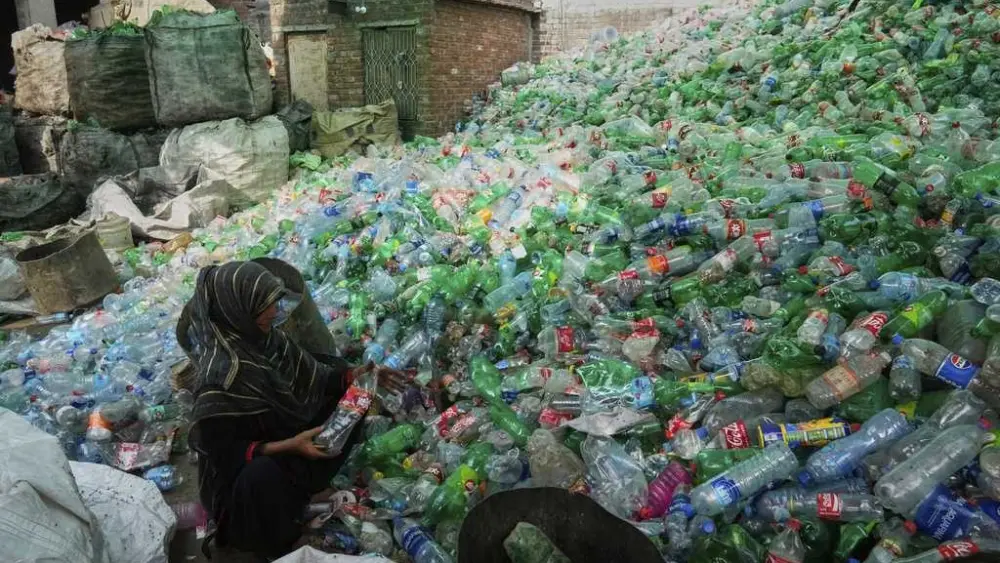 Failure of talks for plastic treaty turn focus back to reduce, reuse, recycle. How's that going?