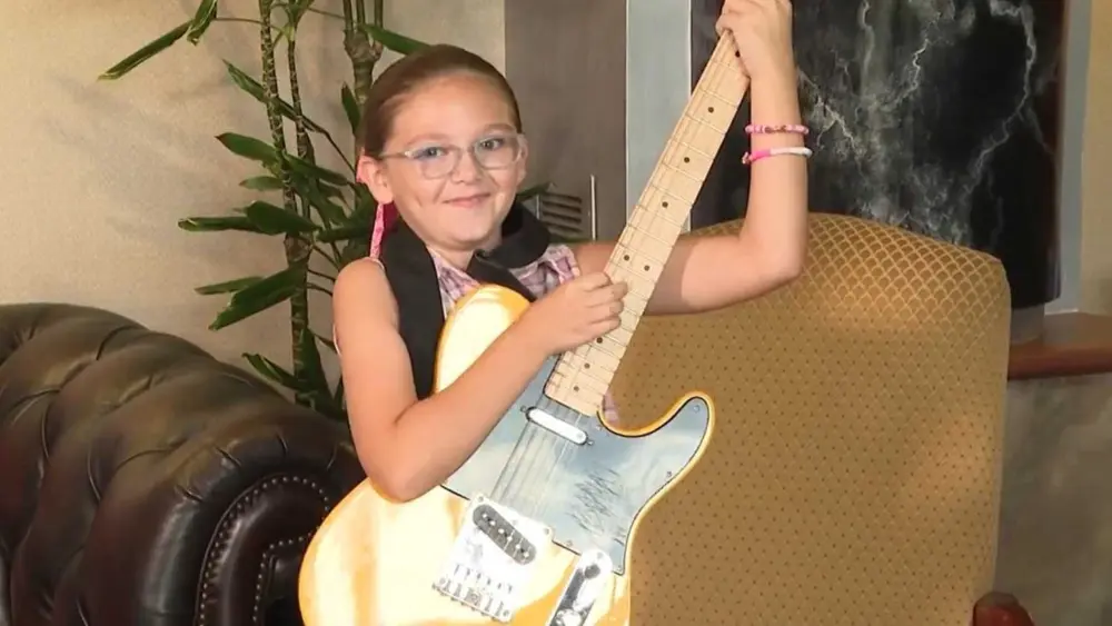 Brad Paisley’s gift makes 8-year-old’s birthday unforgettable