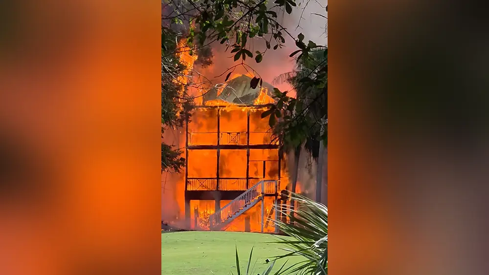 Man and dog die in Fripp Island fire that destroys multiple homes in Beaufort County