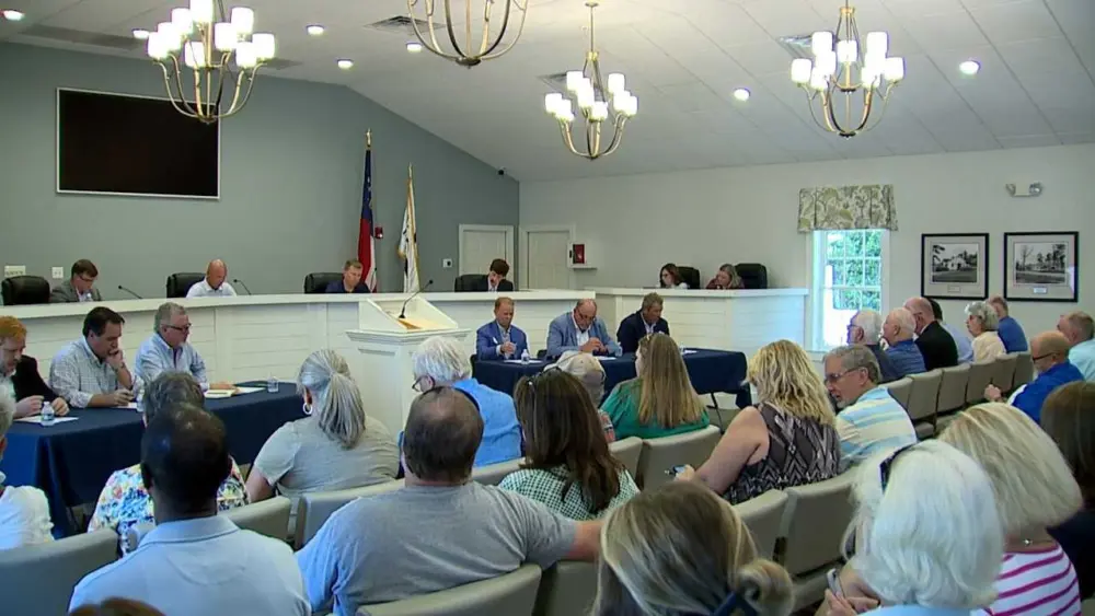Residents push back against $128M airport plan in Bryan County