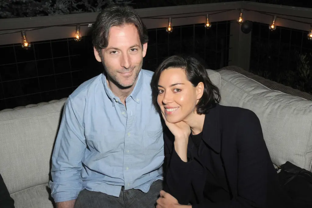 Aubrey Plaza is 'functioning,' but it's a 'daily struggle' after her husband's death