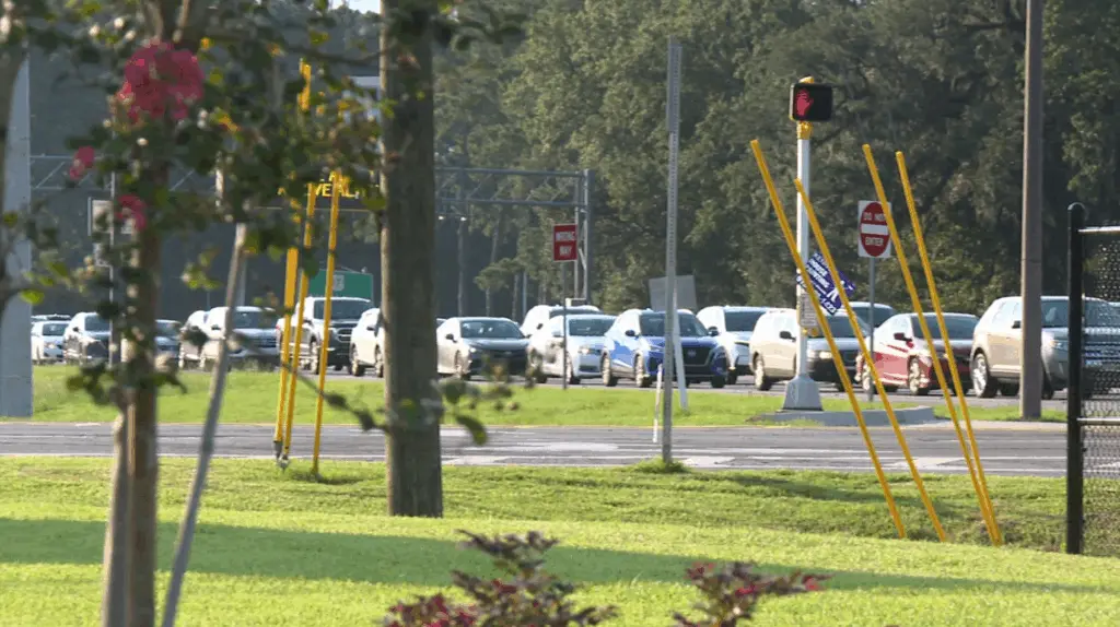 'Fix the damn problem': Drivers fed up with 204 traffic