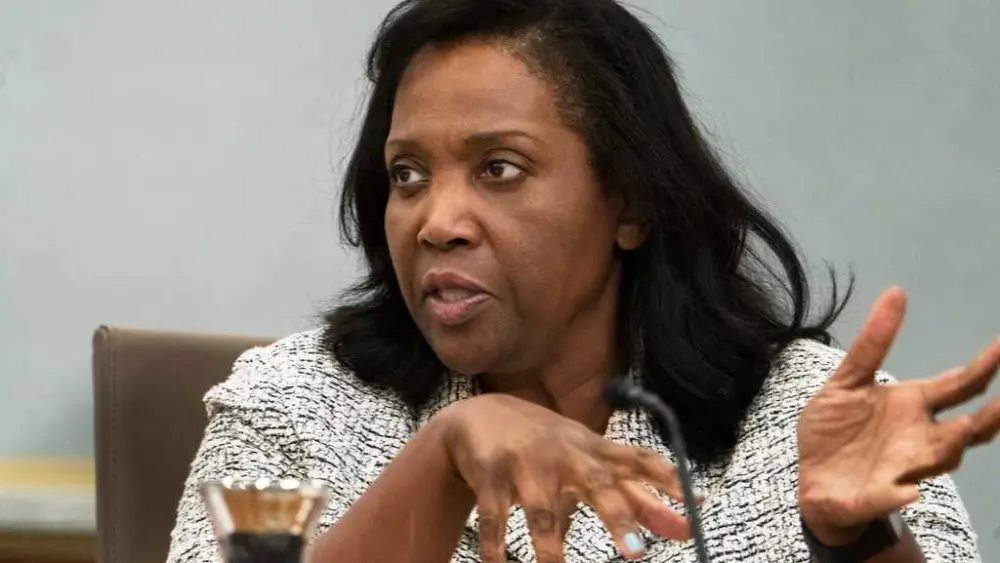 Trump calls on Federal Reserve official to resign after ally accuses her of mortgage fraud